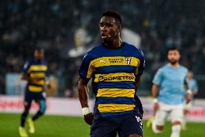 乐鱼体育下载-都体:扎莱夫斯基离队加速国米中场引援,国米首选科内备选M-凯塔