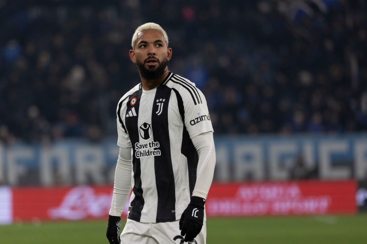 乐鱼体育-记者:尤文与森林就道路转会达全面协议,租借带有条件的强制买断