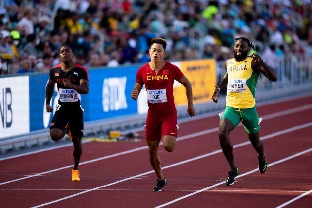 乐鱼体育登陆网页-【早报】足篮今日三连战，中国之队全军出击！