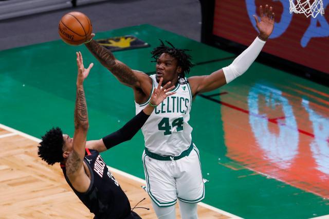 乐鱼体育登陆网页-用数据说话！本赛季究竟谁能入选最佳防守阵容？