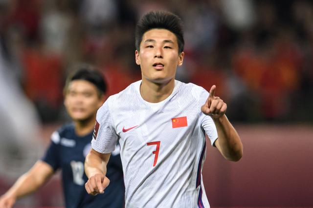 乐鱼体育登陆网页-少他不行！武磊缺阵进攻瘫痪 仍是12强赛第一射手