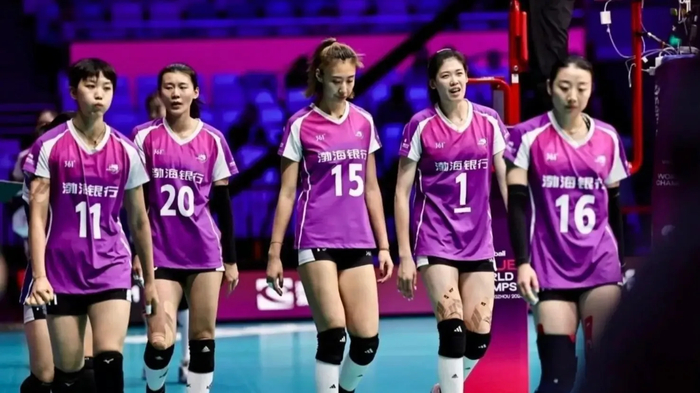 乐鱼体育登陆网页-离谱!天津女排替补战河南:陈鹤心表现拉胯,刘鑫实力差还怪队友|路晶|球迷|球员|失误|机会_新浪体育_新浪新闻