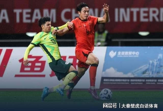 乐鱼体育登陆网页-2-4！1-0！国足0-2仅6小时，中国男足1喜1忧，U23国足扬眉吐气！